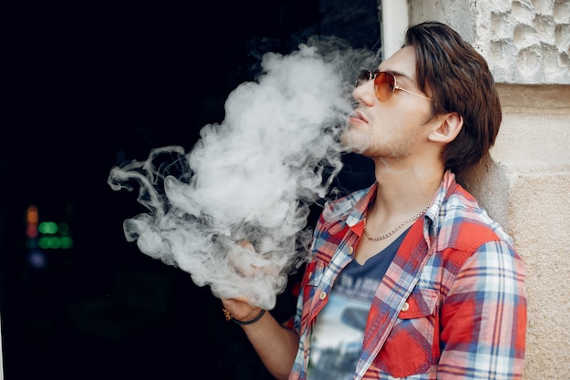 Understanding THCA Disposable Vapes: A Beginner's Guide