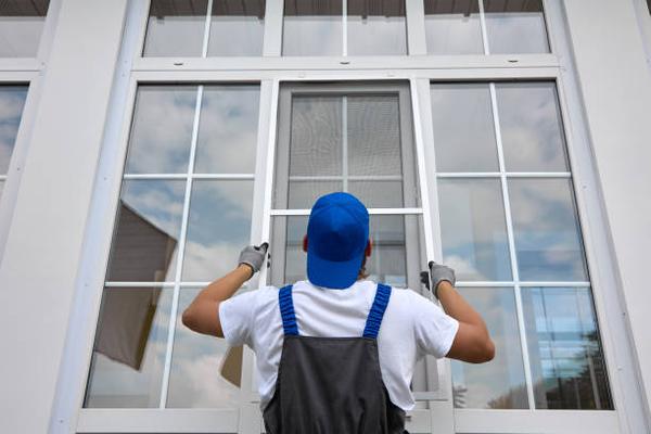 Increase Curb Appeal with Stylish Home Replacement Windows